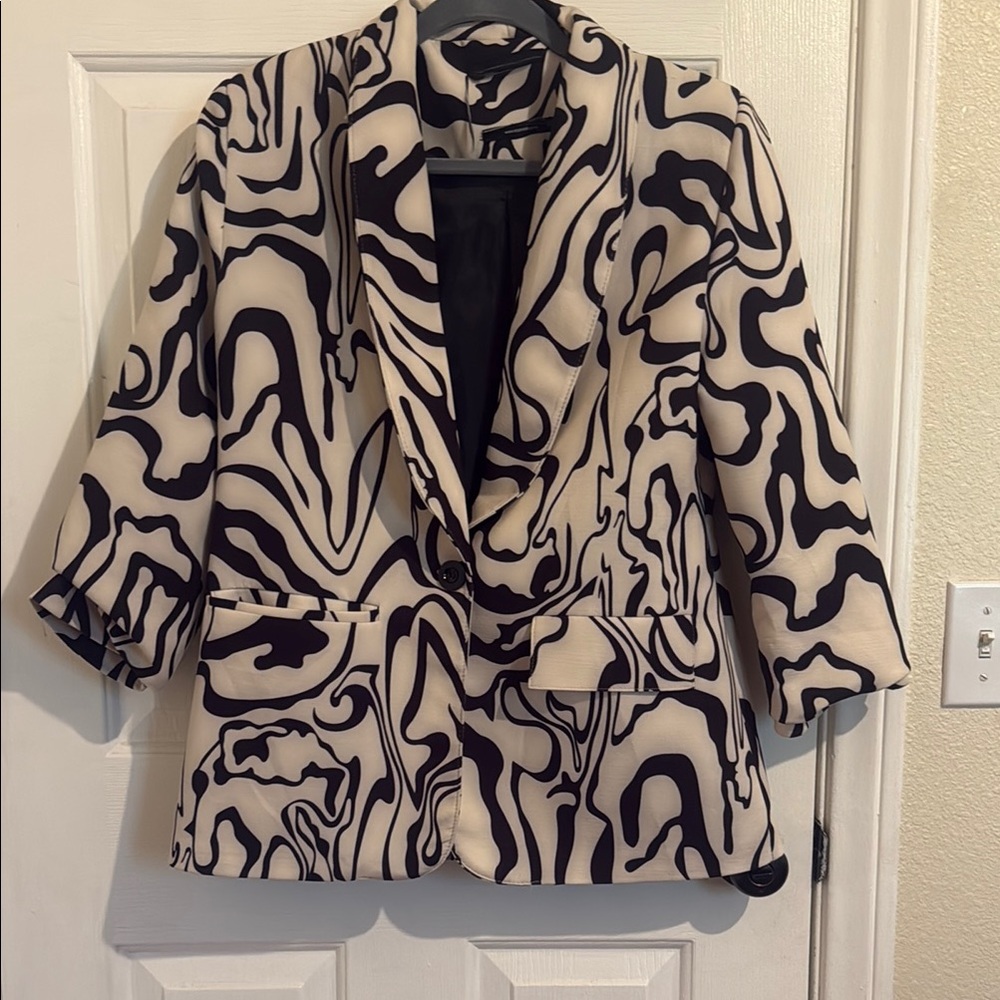 Stylish Black and Cream Women's Jacket